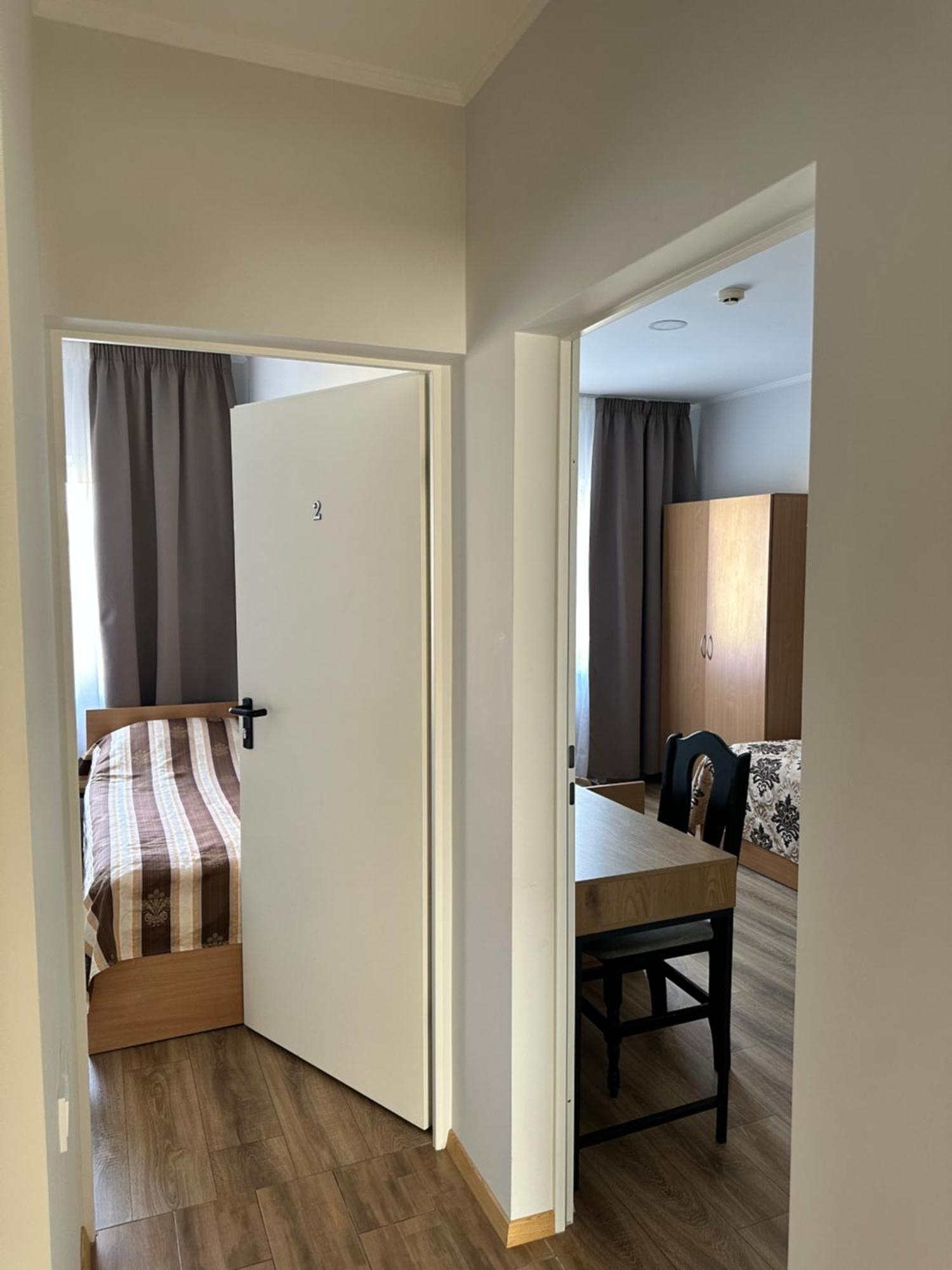 Armenia Motel Garliava Eksteriør billede