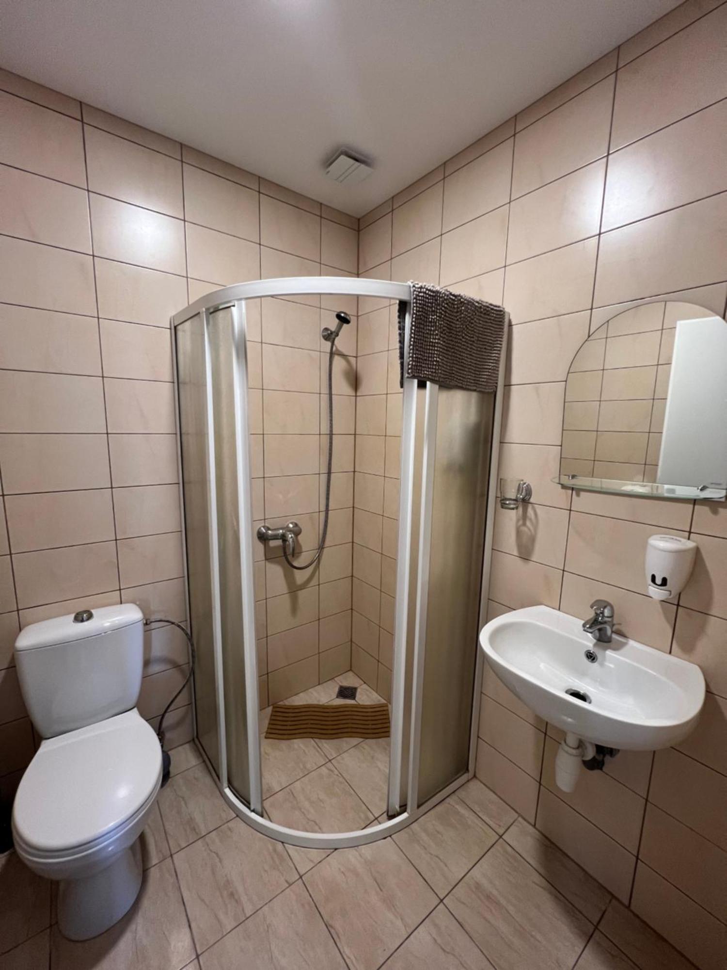 Armenia Motel Garliava Eksteriør billede