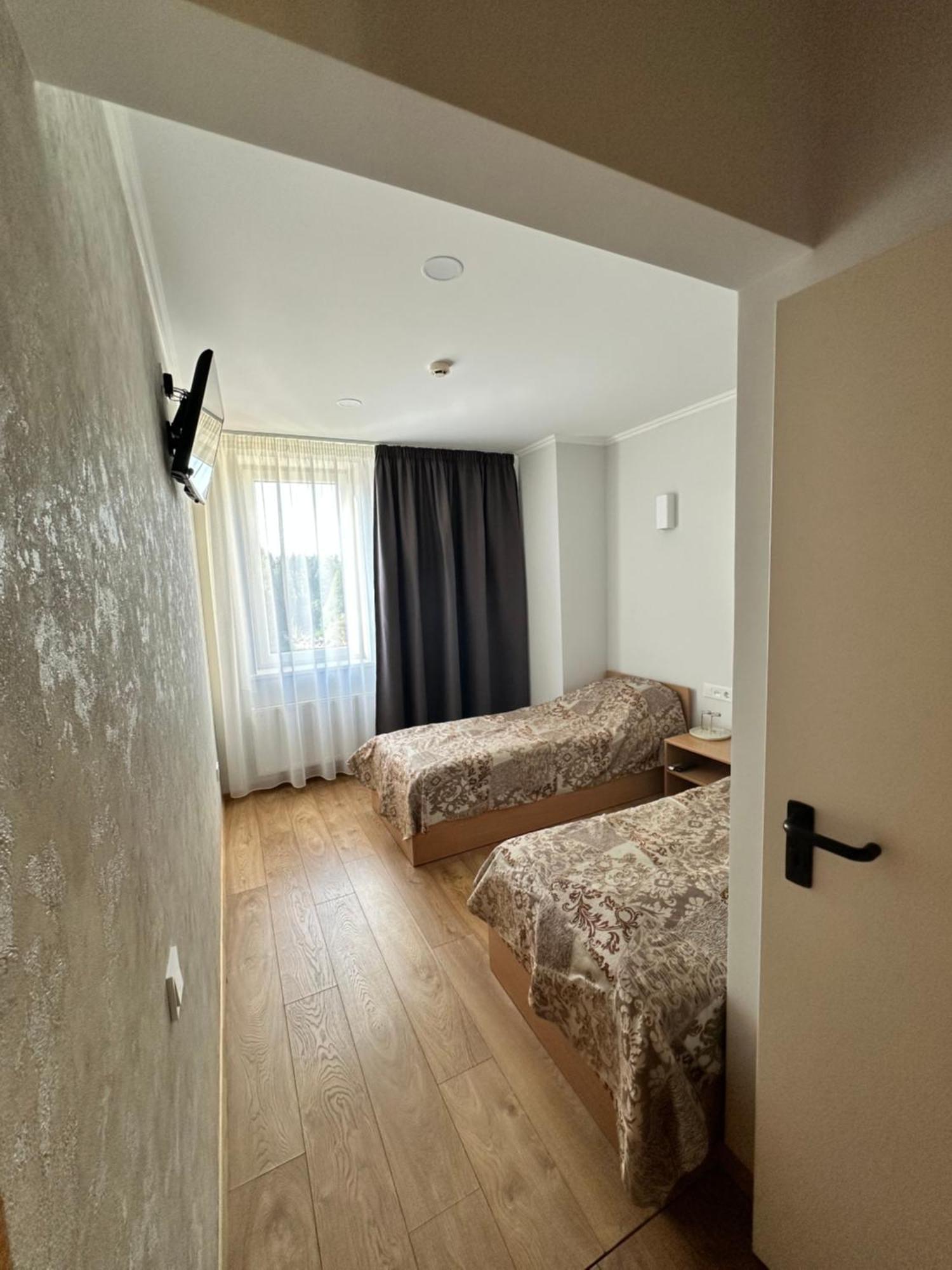 Armenia Motel Garliava Eksteriør billede