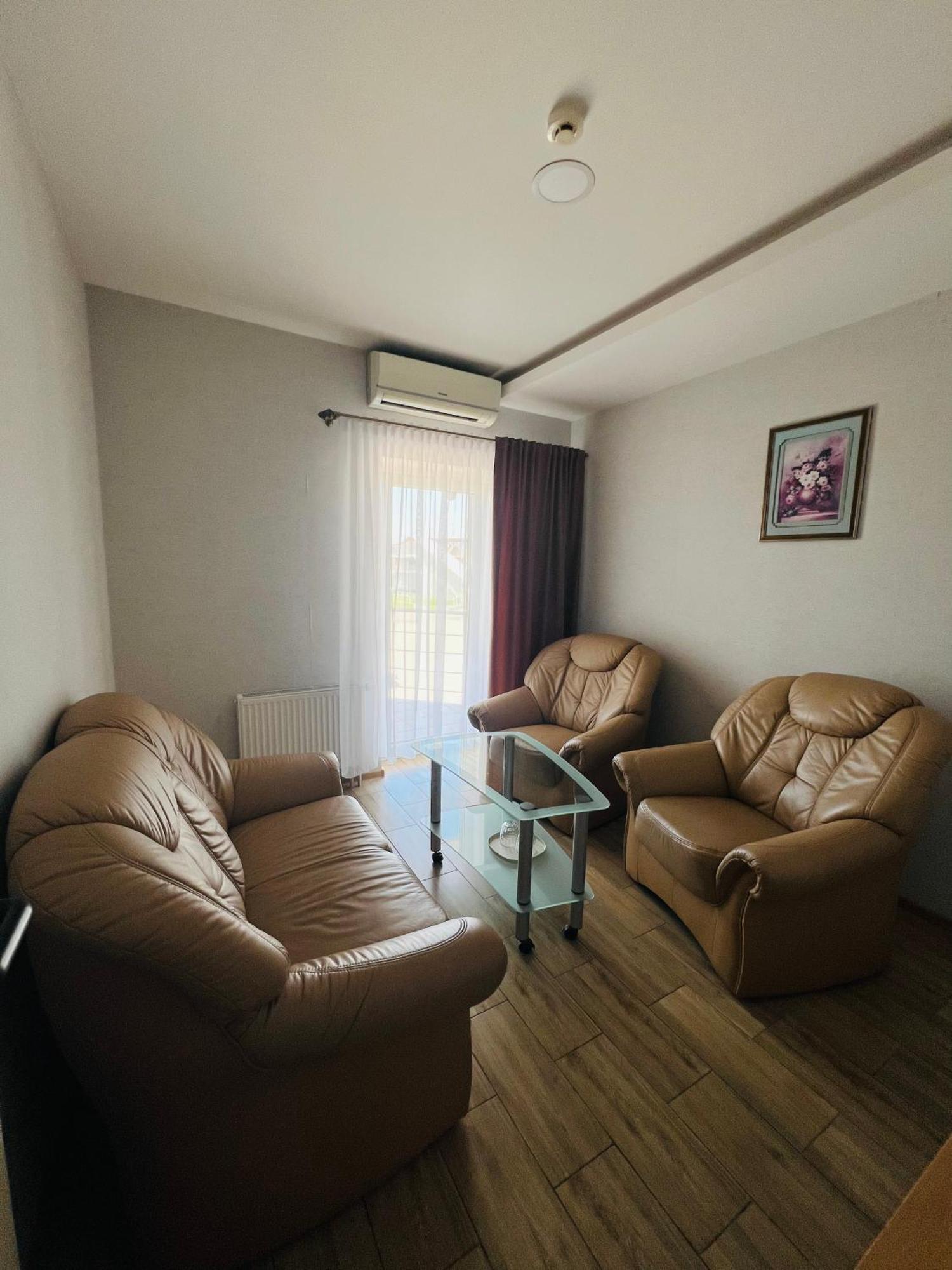 Armenia Motel Garliava Eksteriør billede